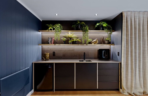 Fernhill House | NEWLY RENOVATED Matakauri House