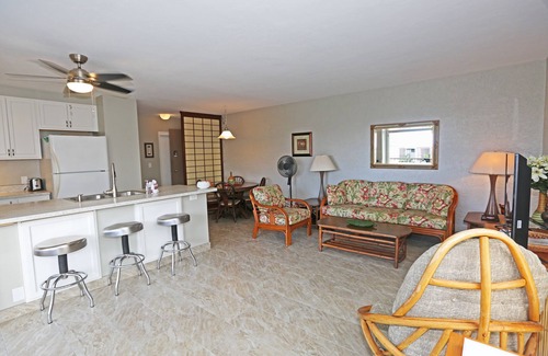 Kailua-Kona Condo | 🌴Newly updated ocean view condo located close to the ocean🌴