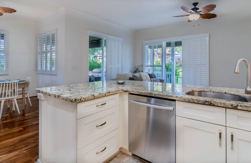 Ko Olina House | Newly Upgraded and Redecorated 3 Bed, 2 1/2 Bath Townhouse in Coconut Plantation (TCP-1158-1)