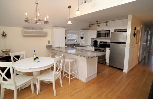 Newport House | Newport - Ocean Views , 6 Full Baths, 8 Bedrooms, Sleeps 16 Adults Plus Children