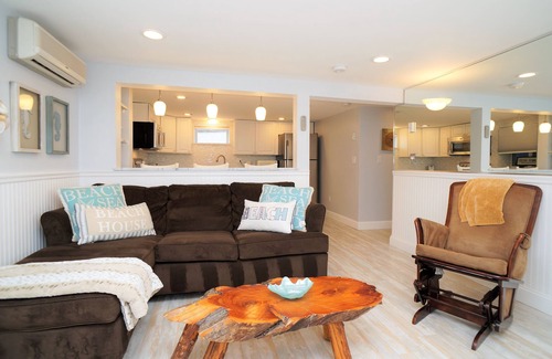 Newport House | Newport - Ocean Views , 6 Full Baths, 8 Bedrooms, Sleeps 16 Adults Plus Children