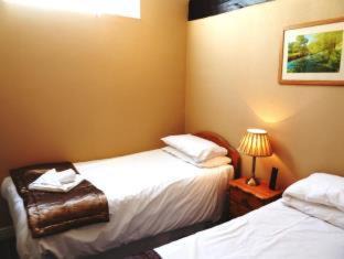 Alsop en le Dale Hotel | Newton House Hotel
