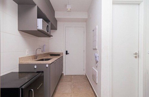 Bela Vista House | Next AV. Paulista and Sirio Libanes | balcony | AC