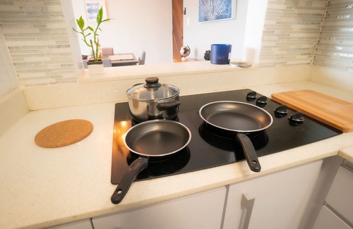 Sabana Abajo Apartment | Next to airport & Isla Verde- minutes away from Viejo San Juan, Hotels, beaches