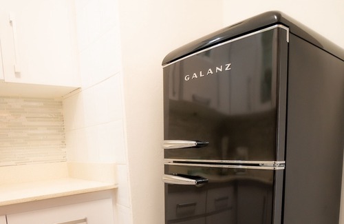 Sabana Abajo Apartment | Next to airport & Isla Verde- minutes away from Viejo San Juan, Hotels, beaches