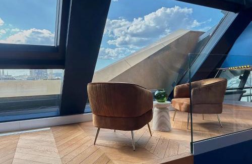 Leopoldstadt Apartment | Next to Augarten I Penthouse I Rooftop Terrace I