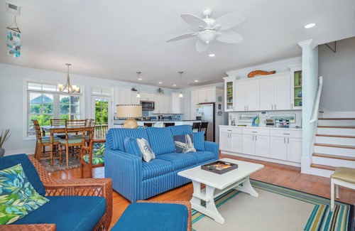 Long Beach House | Nexta-C: Beautifully Decorated 3 Bed/3 Bath Ocean View Rental with Elevator