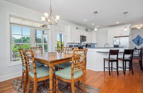 Long Beach House | Nexta-C: Beautifully Decorated 3 Bed/3 Bath Ocean View Rental with Elevator