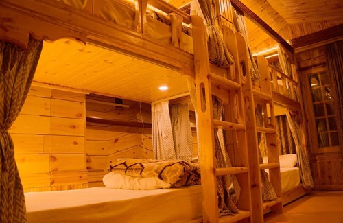Leh Hotel | Nezer Hostel & Roof Top Cafe