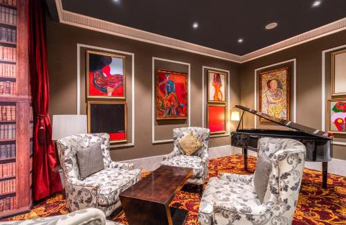Kollupitiya Hotel | NH Collection Colombo