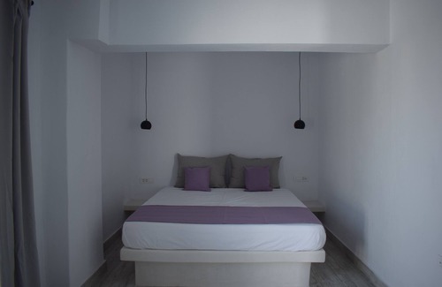 Kamari Apartment | Niabelo Villa 2 Apartment in Santorini