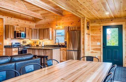 Rangeley Plantation Cabin | Niboban Cabin #10 - Birchwood