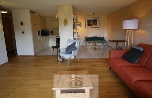 Anzere Apartment | Nice 3-room apartment (max 6 pers.) in the centre of the village. Living room, dining room with fire