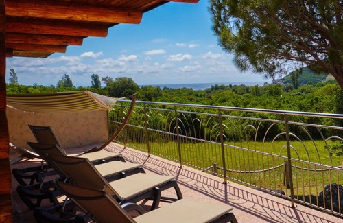 Pietracorbara House | Nice apartment in villa with WIFI, A/C, pool, TV, terrace, pets allowed, panoramic view, parking