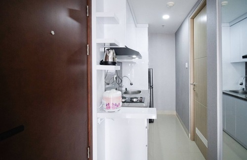 Surabaya Apartment | Nice And Comfy Studio Grand Dharmahusada Lagoon Apartment