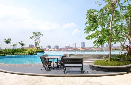 Surabaya Apartment | Nice And Comfy Studio Grand Dharmahusada Lagoon Apartment