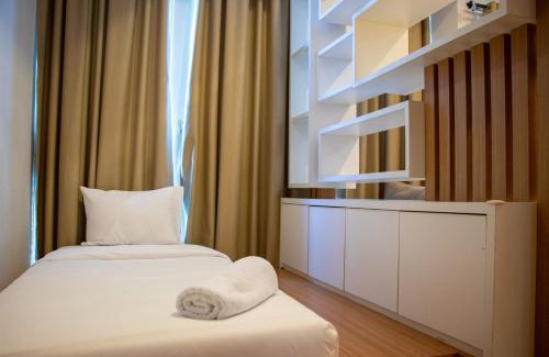 Menteng Apartment | Nice and Cozy 1BR with Extra Room Apartment at Capitol Park Residence By Travelio