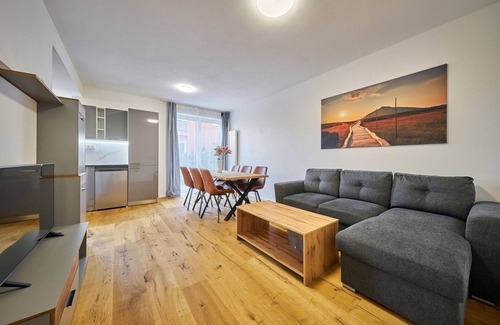 Svoboda nad Upou Apartment | Nice apartment for 4 people with WIFI, TV and terrace