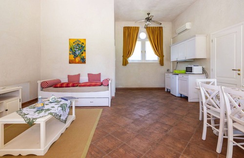 Strassoldo Apartment | Nice apartment for 4 guests with A/C, WIFI, TV, terrace and pets allowed