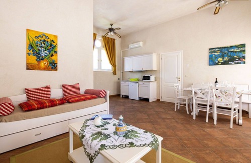 Strassoldo Apartment | Nice apartment for 4 guests with A/C, WIFI, TV, terrace and pets allowed