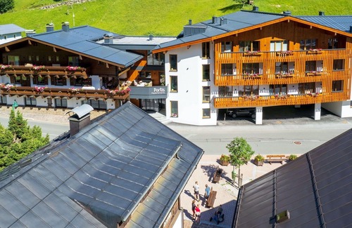 Dienten am Hochkoenig Apartment | Nice apartment for 4 guests with WIFI, TV, balcony, panoramic view and parking