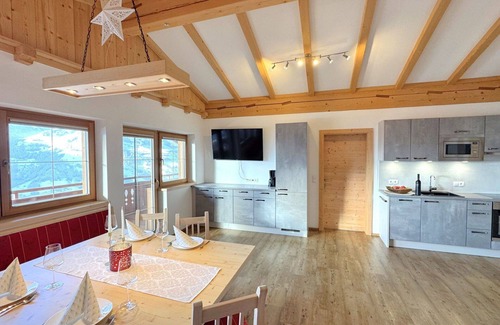 Ramsau im Zillertal Apartment | Nice apartment for 8 guests with WIFI, TV, patio and panoramic view