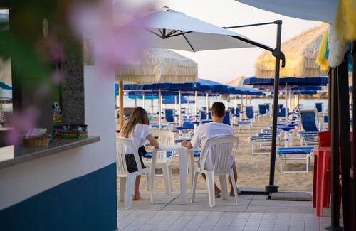 Francavilla al Mare Apartment | Nice apartment for 4 people with A/C, WIFI, TV and terrace