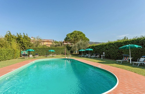 Tuoro sul Trasimeno Apartment | Nice apartment in Tuoro sul Trasimeno with pool