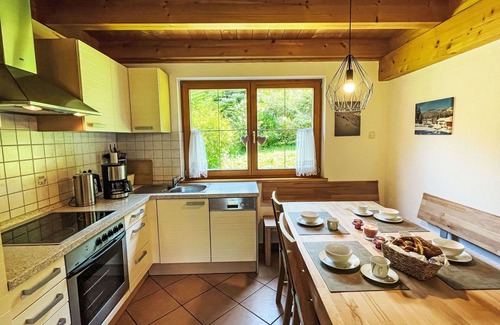 Aschau im Chiemgau House | Nice apartment in villa for 6 people with TV and terrace