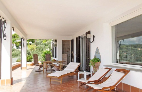 Monade Santa Lucia Villa | Nice apartment in villa with WIFI, pool, TV, patio, pets allowed, panoramic view and parking