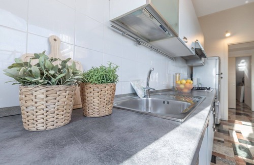 Porto Sant'Elpidio Apartment | Nice apartment for 8 people with A/C, WIFI, hot tub, TV, terrace and panoramic view