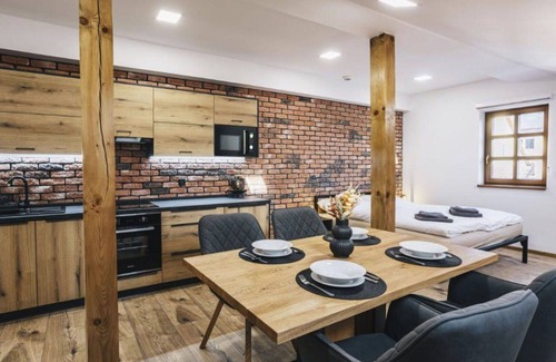 Jindrichuv Hradec Apartment | Nice apartment for 4 guests with WIFI, A/C and TV