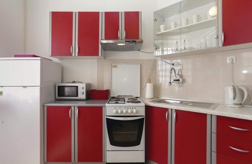 Kastel Kambelovac Apartment | Nice apartment in Kastel Kambelovac