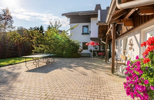 Agsdorf Apartment | Nice apartment for 4 people with WIFI, TV, patio, pets allowed and parking
