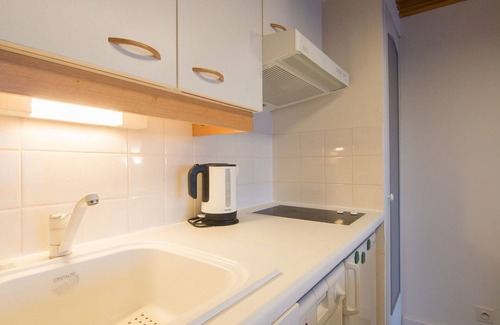Morbihan Apartment | Nice apartment for 4 people with WIFI, pool, TV, balcony and parking