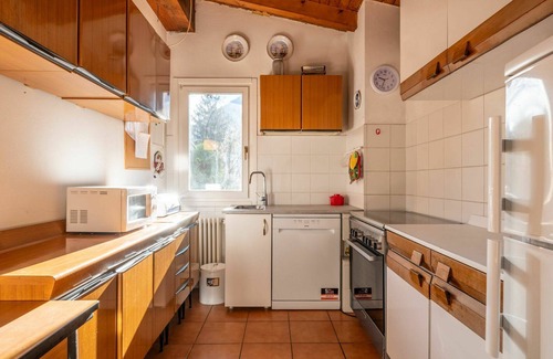 Castello Apartment | Nice apartment for 6 guests with WIFI, TV, balcony, pets allowed and parking