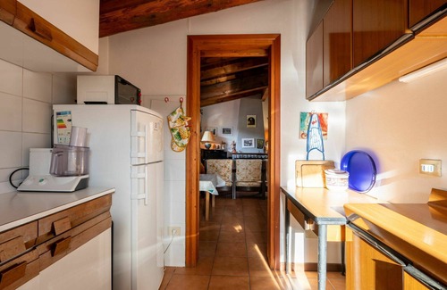 Castello Apartment | Nice apartment for 6 guests with WIFI, TV, balcony, pets allowed and parking