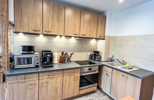 Zella-Mehlis Apartment | Nice apartment for 4 people with WIFI, TV and pets allowed