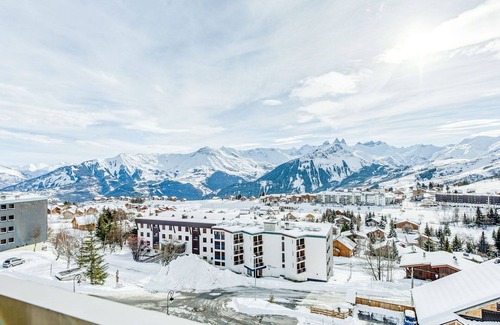 La Toussuire Apartment | Nice apartment for 4 guests with WIFI, TV and balcony