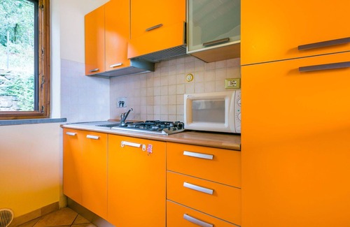 San Baronto Apartment | Nice apartment for 2 people with pool, WIFI, TV, terrace, pets allowed and panoramic view