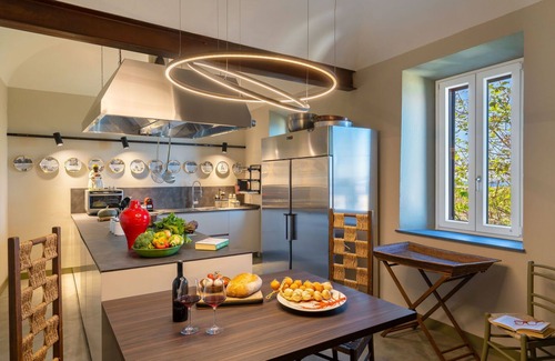 Populonia Other | Nice apartment for 10 guests with A/C, WIFI, TV, panoramic view and parking