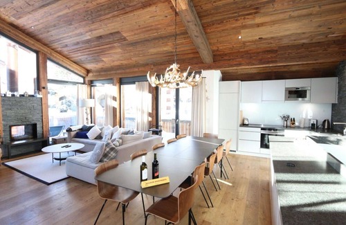 Saas-Fee Apartment | Nice apartment for 10 people with WIFI, TV and balcony