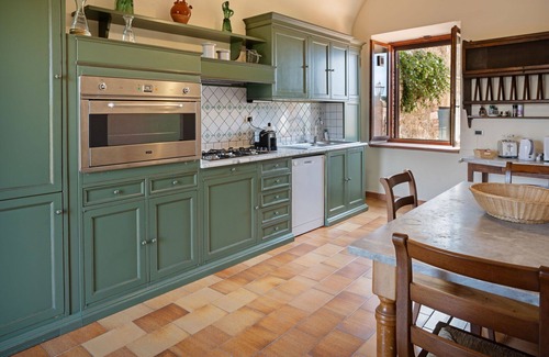San Gimignano Apartment | Nice apartment for 10 people with A/C, pool, WIFI and panoramic view, close to San Gimignano
