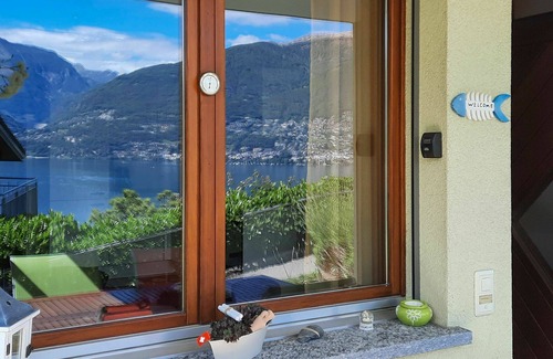 Piazzogna Apartment | Nice apartment for 2 guests with WIFI, TV, patio and panoramic view