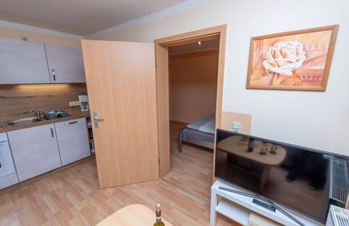 Stangerode Apartment | Nice apartment for 2 people with WIFI, TV and patio