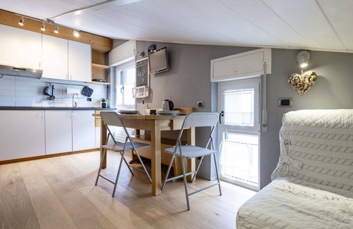 Madesimo Apartment | Nice apartment for 2 guests with WIFI and TV