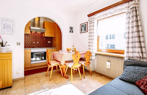 Canazei Apartment | Nice apartment for 2 people with TV and pets allowed