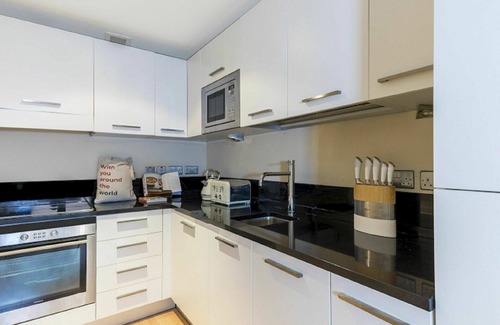 Castle Baynard Apartment | Nice apartment for 2 people with WIFI and TV