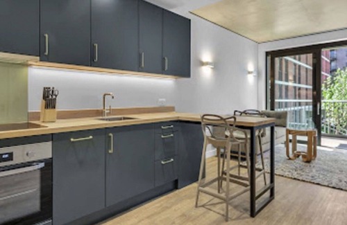 Preston Apartment | Nice apartment for 2 people with WIFI, TV and terrace