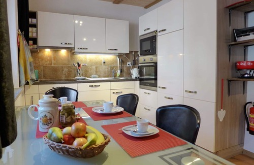 Boenigen Apartment | Nice apartment for 3 guests with WIFI, A/C, TV and terrace
